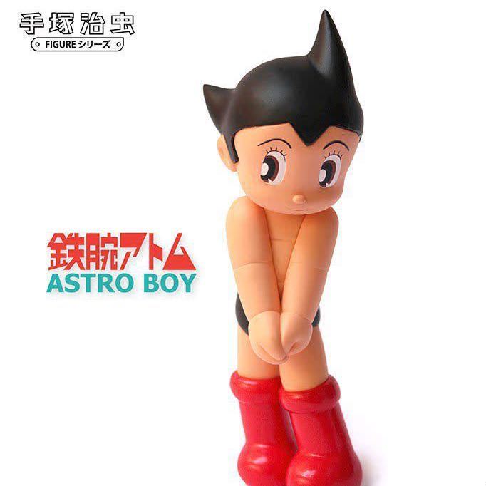 『鉄腕アトム』ASTRO BOY 手塚治虫　限定販売　フィギュア　90周年記念商品　シャイVer. レア品　正規品　送料込み_画像2