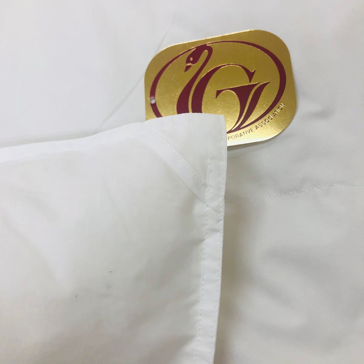 本日特価】 羽毛布団 セミダブル ホテル仕様 ニューゴールド 日本製
