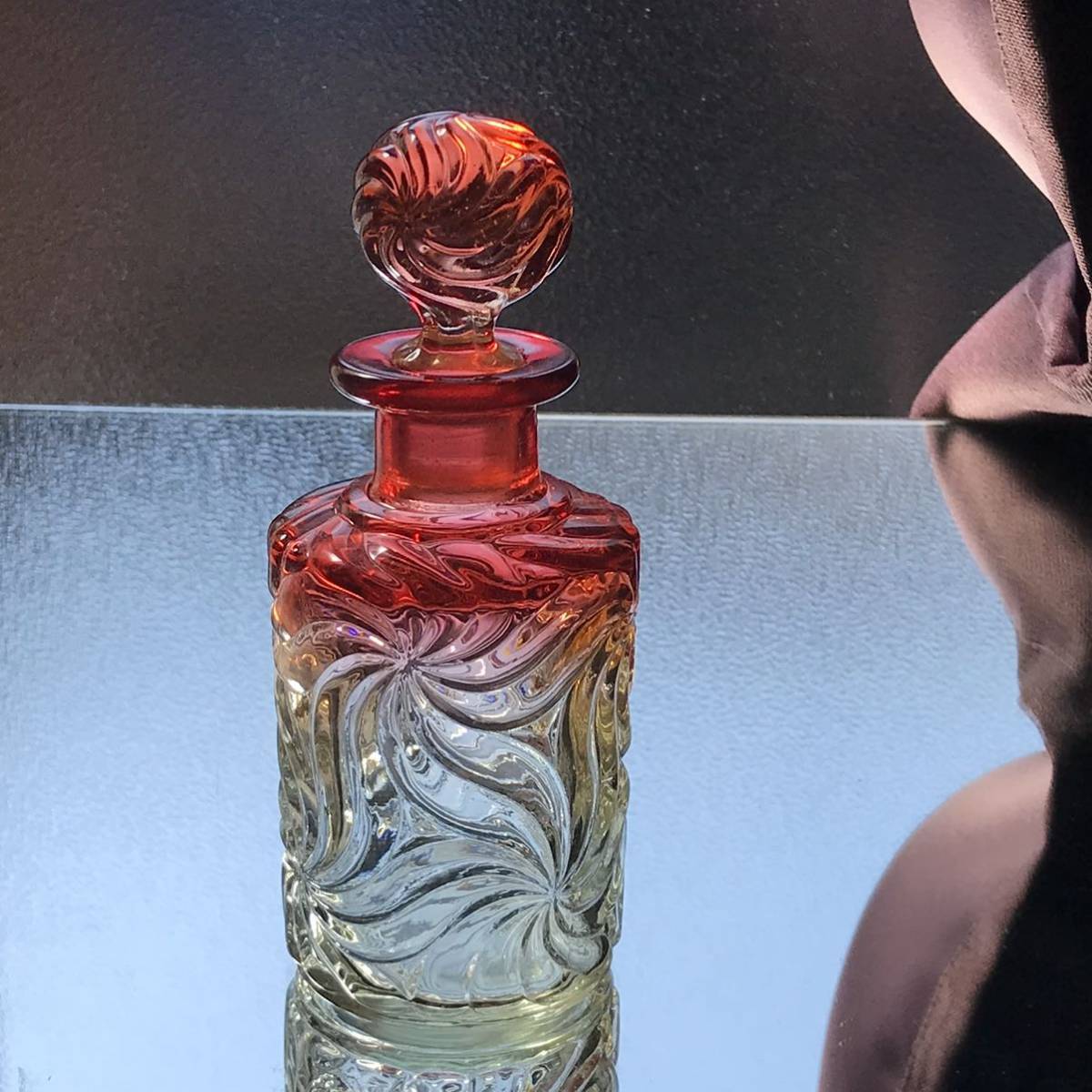 美しいオールドバカラBACCARATローザスミュルティプル 香水瓶
