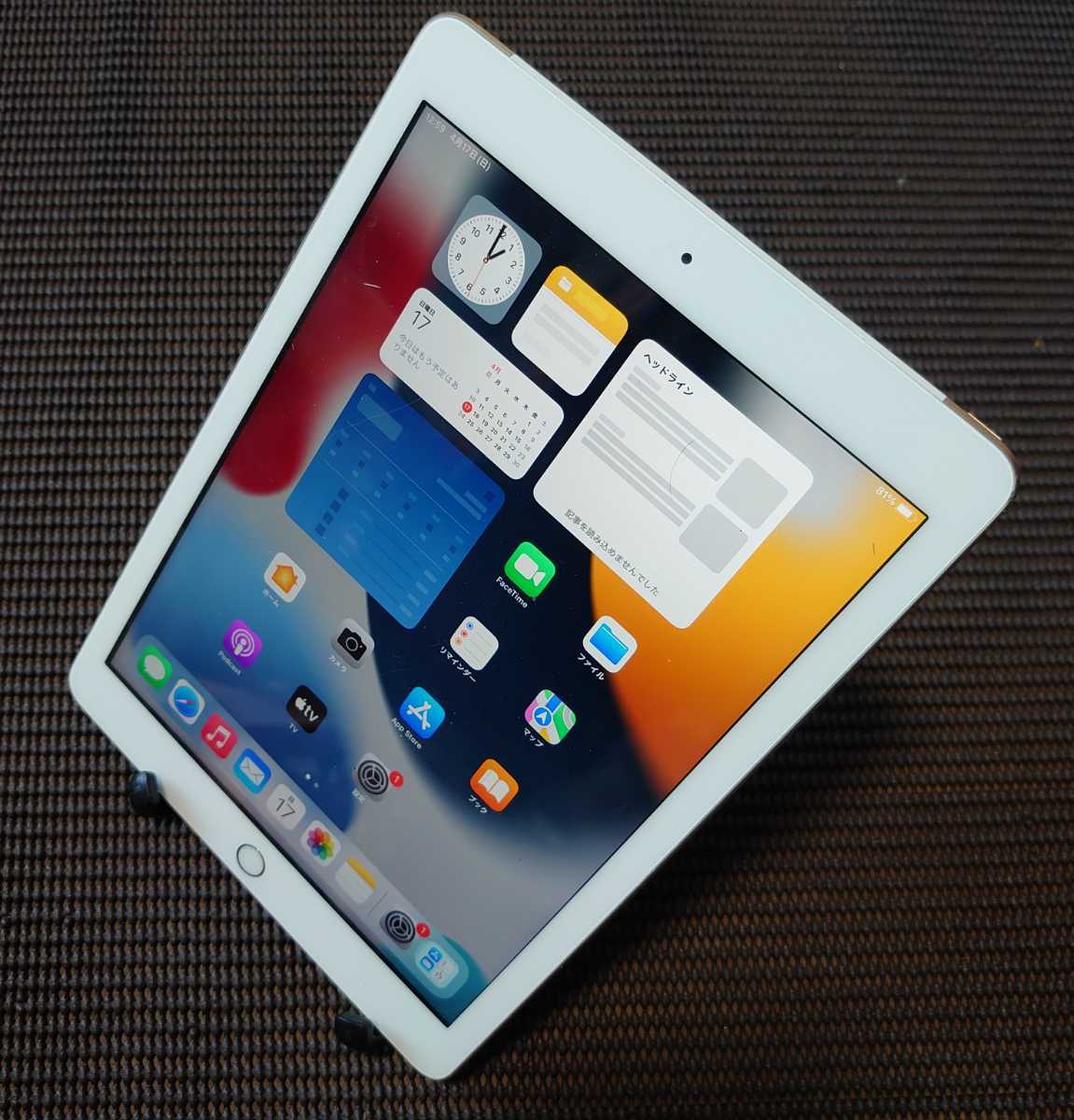 国内版SIMフリーiPad第5世代(A1823)本体32GBゴールドSoftBank完動品