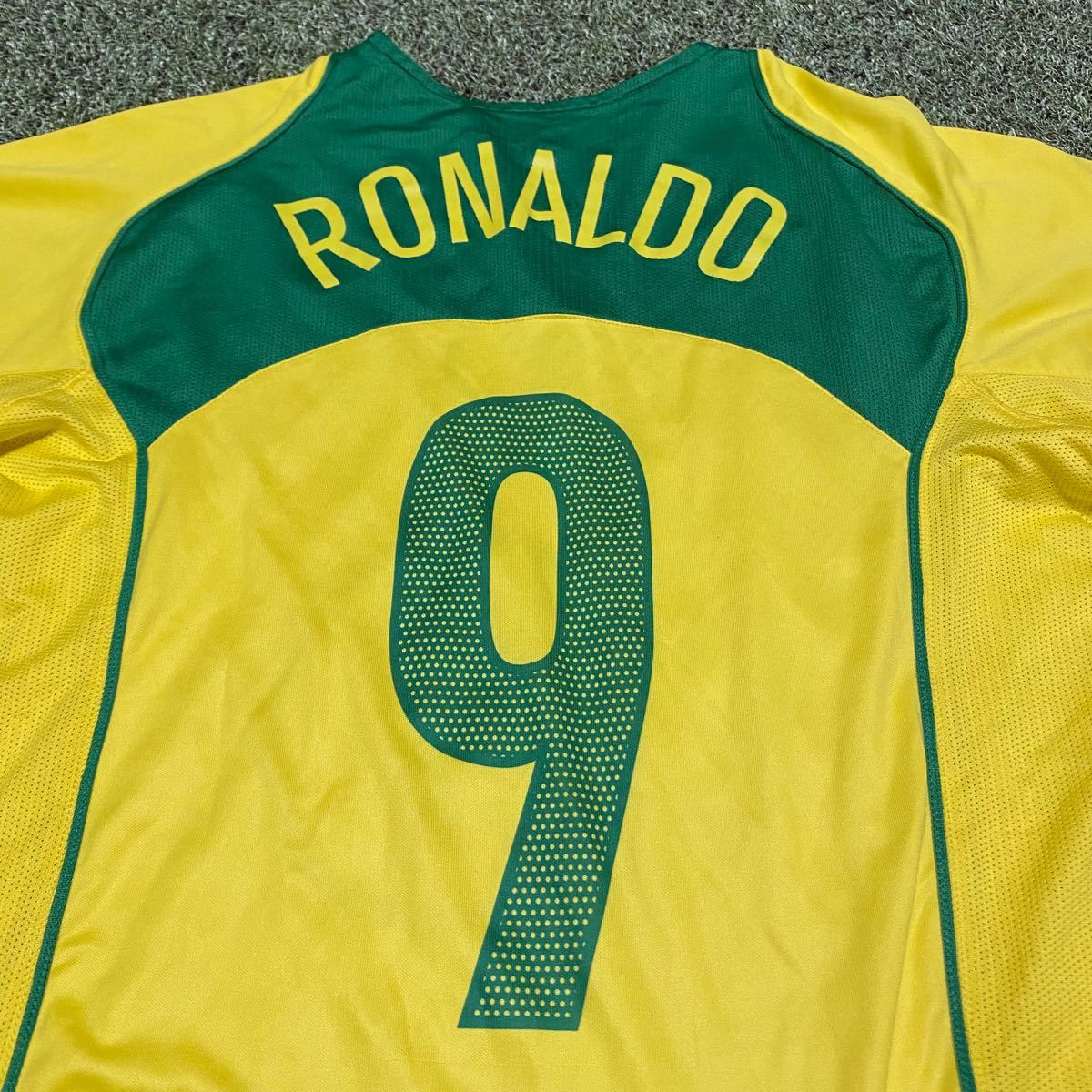 サッカーブラジル代表ユニフォーム 背番号9ロナウド ナイキNIKE サッカーブラジル代表ユニフォーム 背番号9ロナウド ナイキNIKE