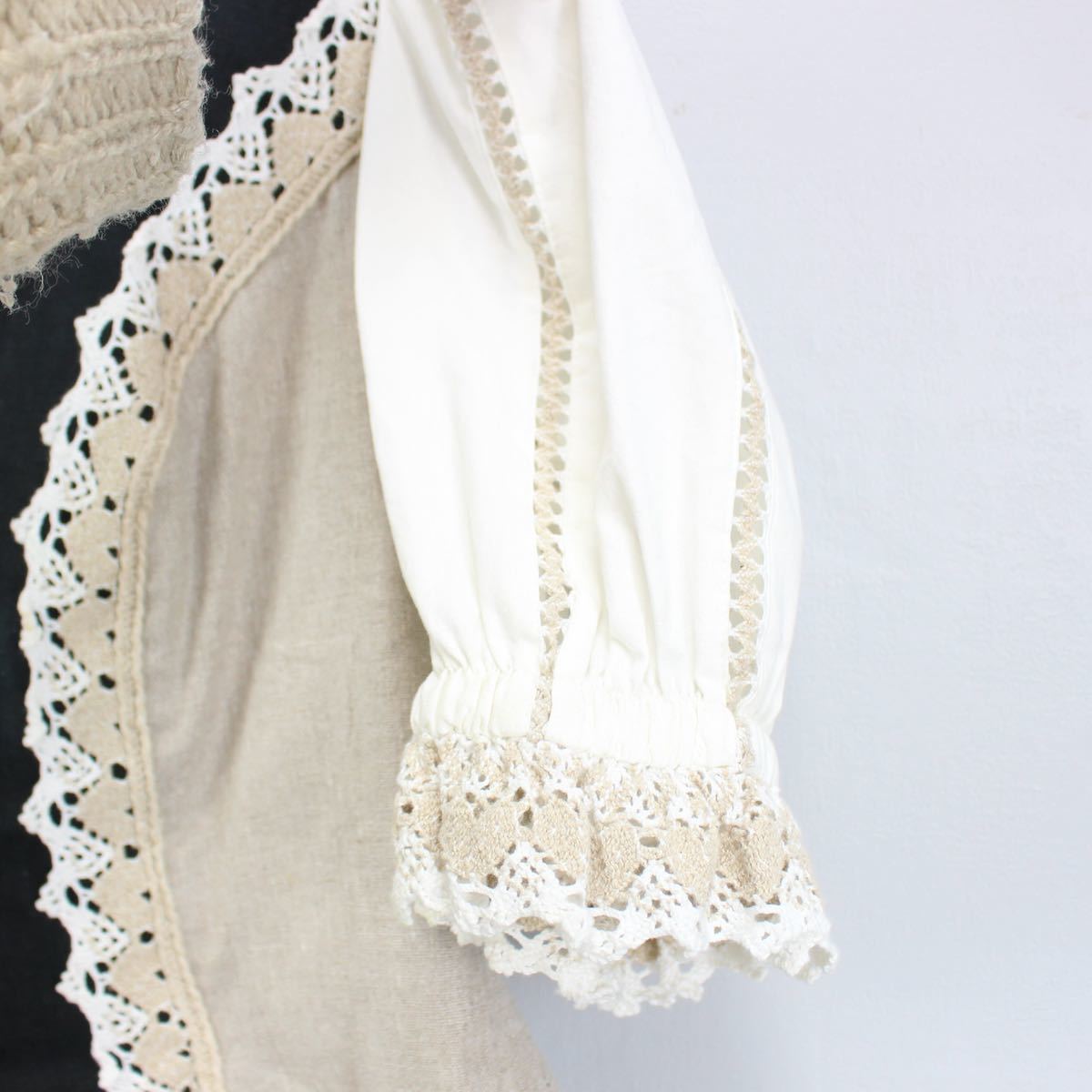 EU VINTAGE COUNTRY LACE DESIGN TYROLEAN BLOUSE/ヨーロッパ古着