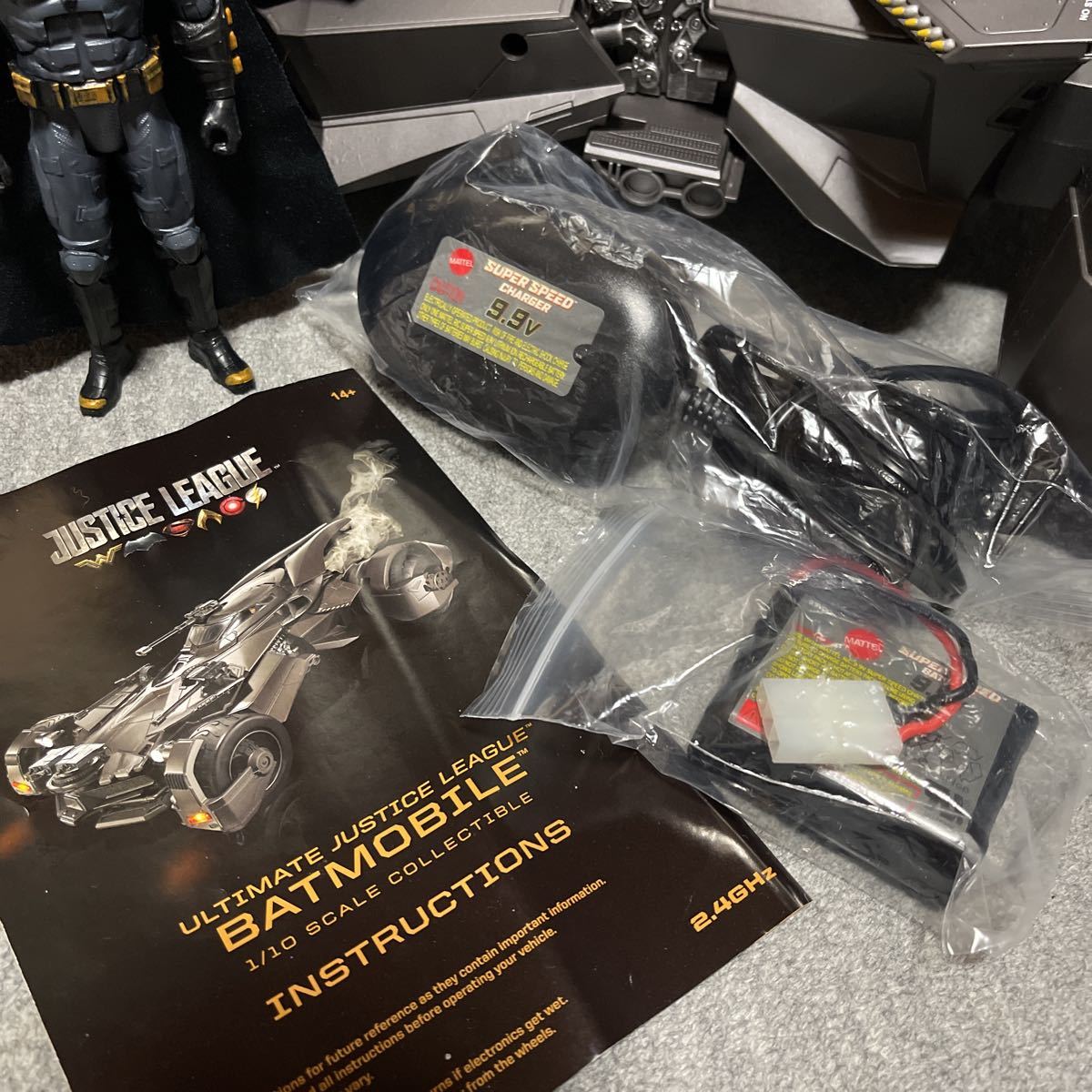 マテル1/10 ジャスティスリーグ バットモービル 未走行品 マテル1/10 ジャスティスリーグ バットモービル 未走行品