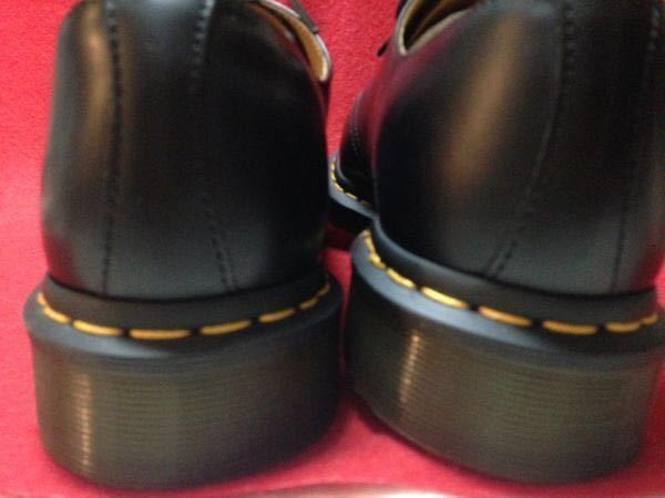 Dr.Martens Dr. Martens B-SM CORE 146159 3 отверстие обувь 10085001 BLACK SMOOTH UK8 27 см с коробкой 