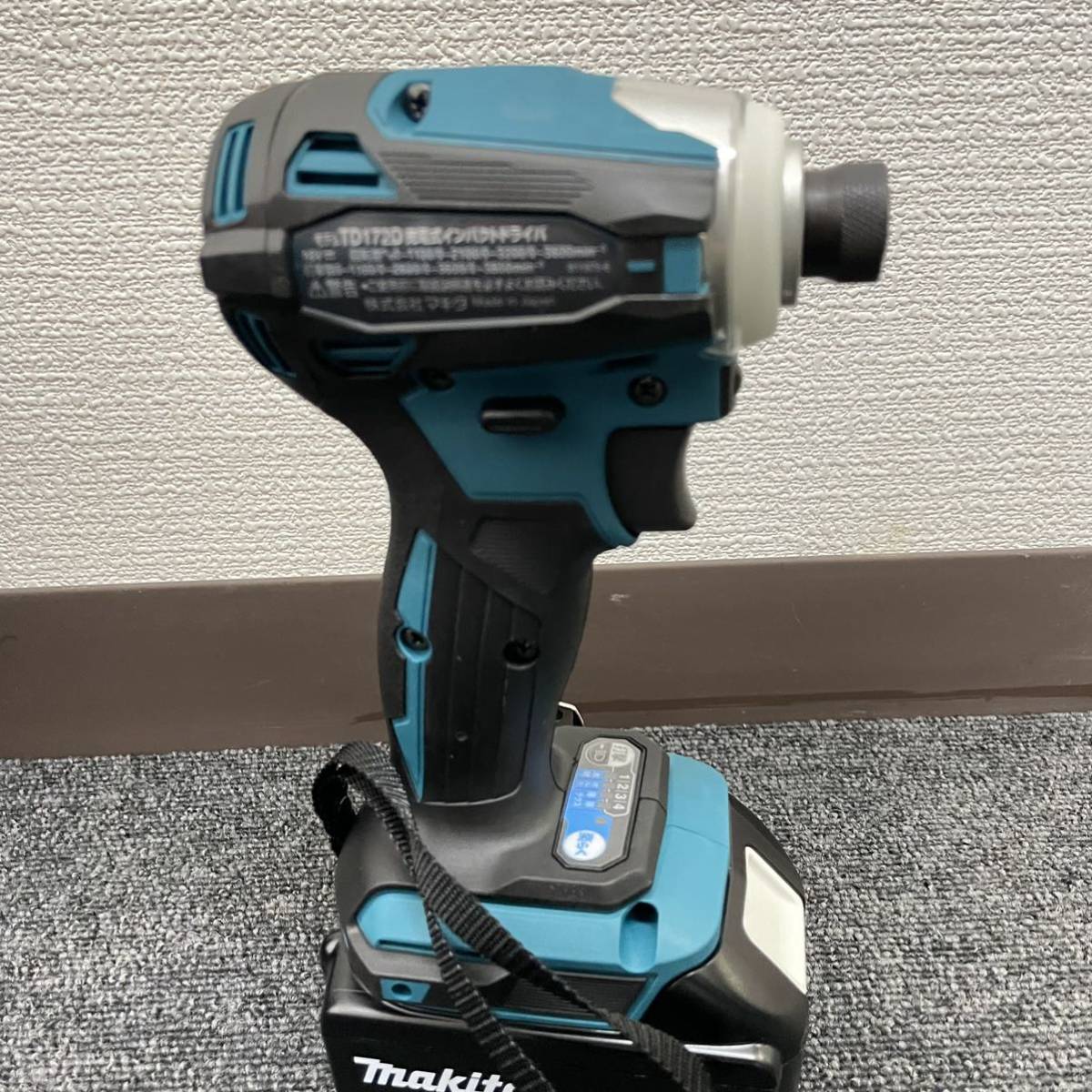 未使用品】☆makita マキタ 充電式 インパクトドライバ TD172DRGX
