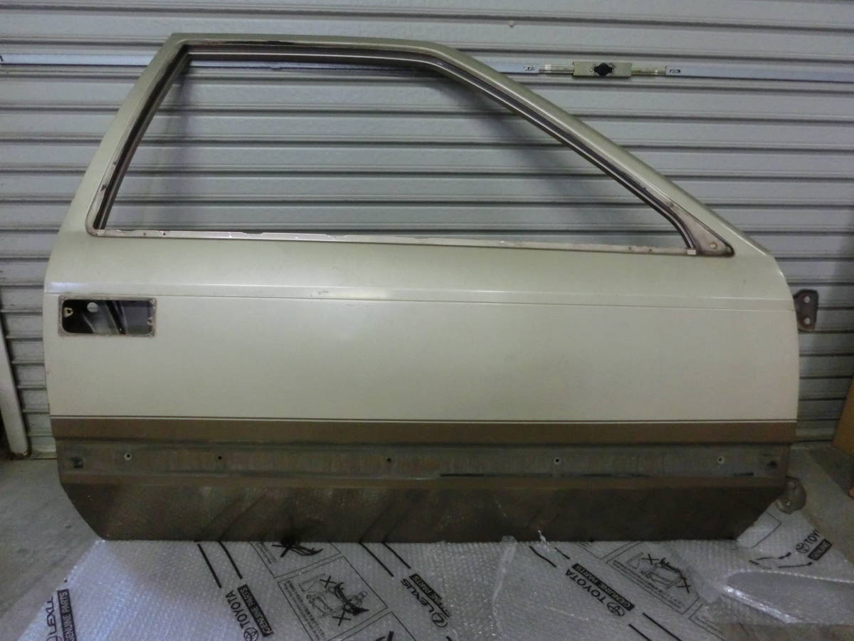 GZ10ソアラ MZ11 SOARER 前期 ゴールドツートン フェンダーミラー用 右