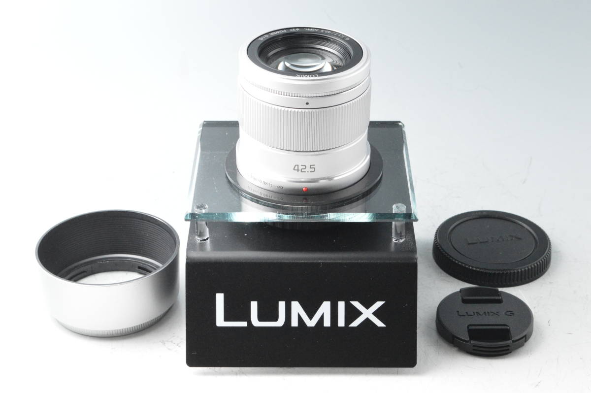 7084 【美品】 パナソニック Panasonic 42.5mm F1.7 マイクロフォー