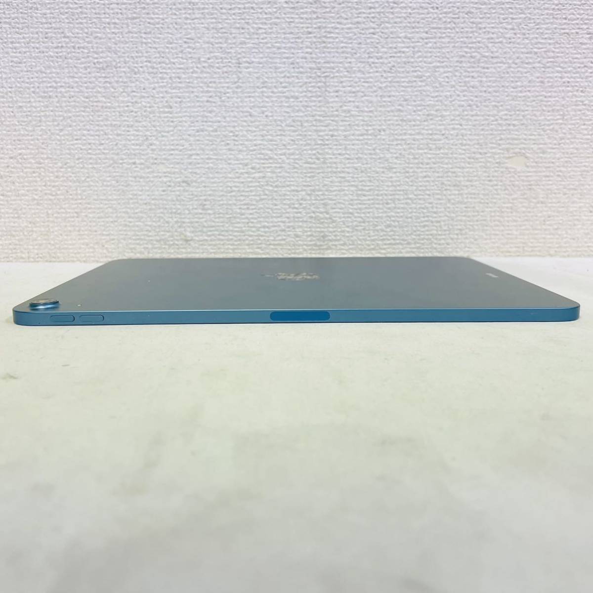 極美品 Apple iPad Air 第5世代 64GB Wi-Fiモデル MM9E3J/A ブルー タブレット 限定保証2023/3/19  NN1043