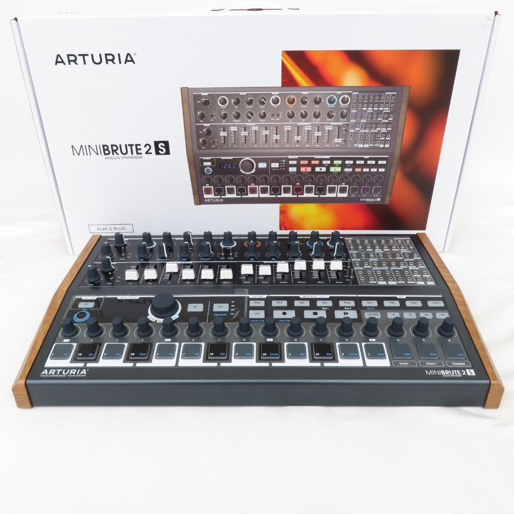 Arturia (アートリア) 鍵盤楽器 MINIBRUTE 2S アナログシンセサイザー