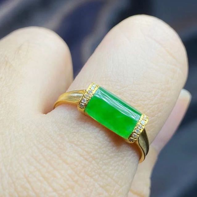 本翡翠指輪　リング　超高級　陽緑　k18ダイヤ　18金　ミャンマー産　天然石 カラーストーン ジュエリー指輪