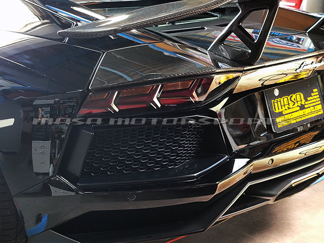 LAMBORGHINI Aventador ランボルギーニアヴェンタドール 外装パーツ リアテールスモークプロテクションフィルム_施工前