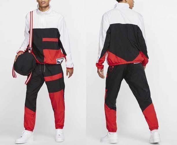 NIKE フライト トラックスーツ ジャージ上下 BV9315-011-S 全身快適な着心地でトレーニングに取り組めます◎_画像1