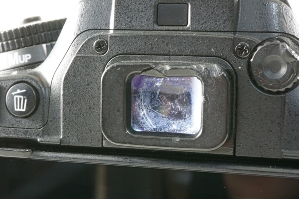 【フジヤカメラ】ジャンク品 Nikon D7500 (バッテリー／充電器付き) ニコン APS-Cセンサー デジタル一眼レフ_画像5