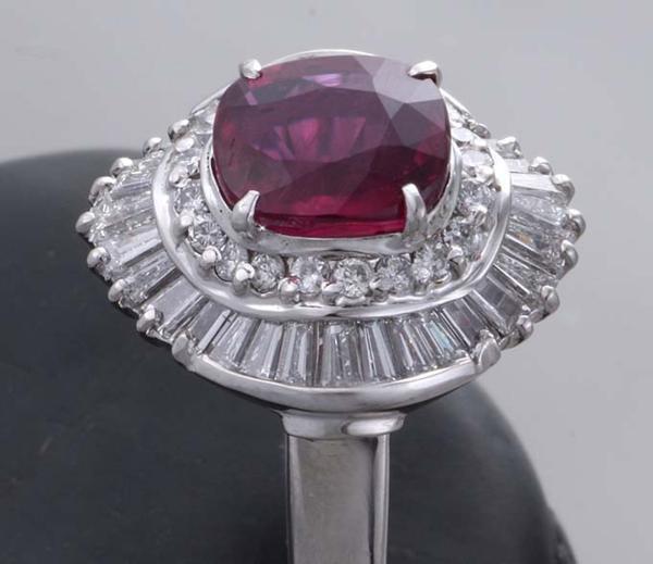 されました ヤフオク! - 至高のルビー250ct+ダイア1.39ctのPt900製12.5... し・バイク