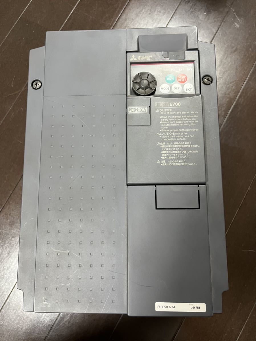 三菱インバーター FR-E720-5.5k 稼動品 制御コンデンサ寿命100