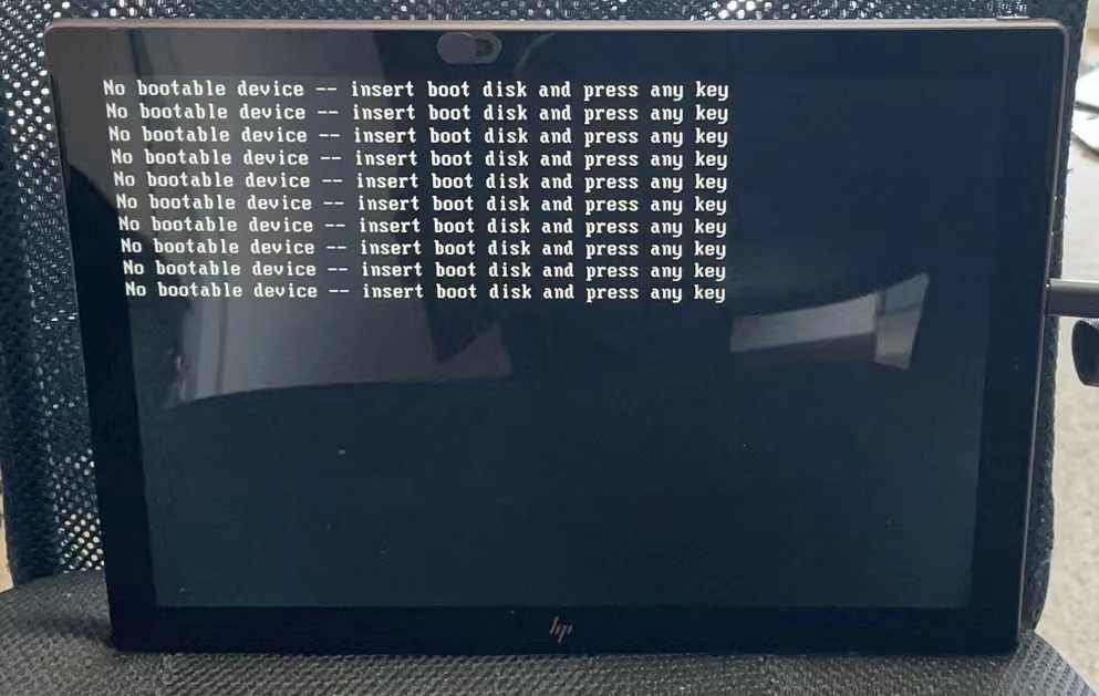 あ【1円スタート】HP Spectre x2 12-C001TU タブレット C15(7260U) 2.2