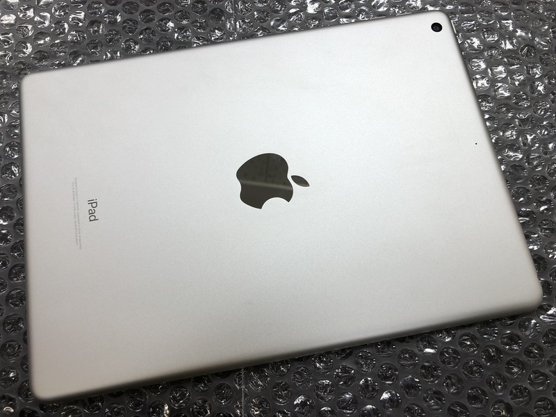 CZ081 Apple iPad 第5世代 32GB Wi-Fiモデル シルバー | laninternet