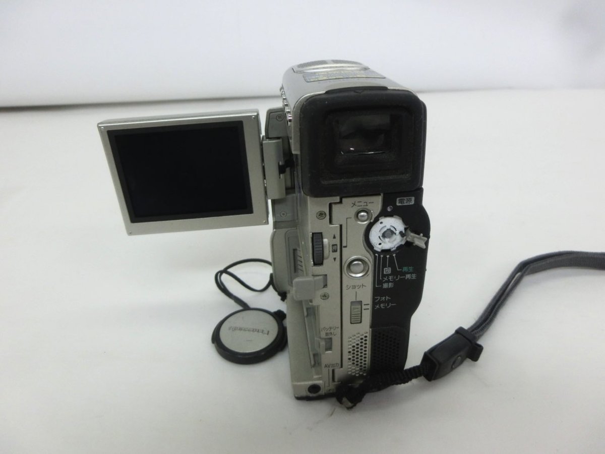 【O-0378】パナソニック デジカム Panasonic MiniDV NV-C1 ビデオカメラ 100x ジャンク【千円市場】_画像4