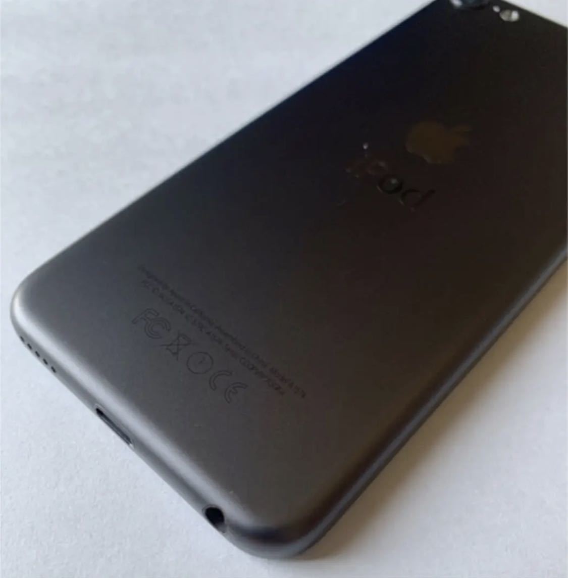 最新作SALE ヤフオク! 超美品 iPod touch 第6... - 新品バッテリー交換済み 定番大人気