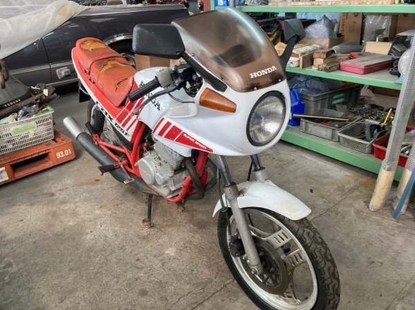 ホンダ CBX125F JC11 トップブリッジ H333-4_画像9