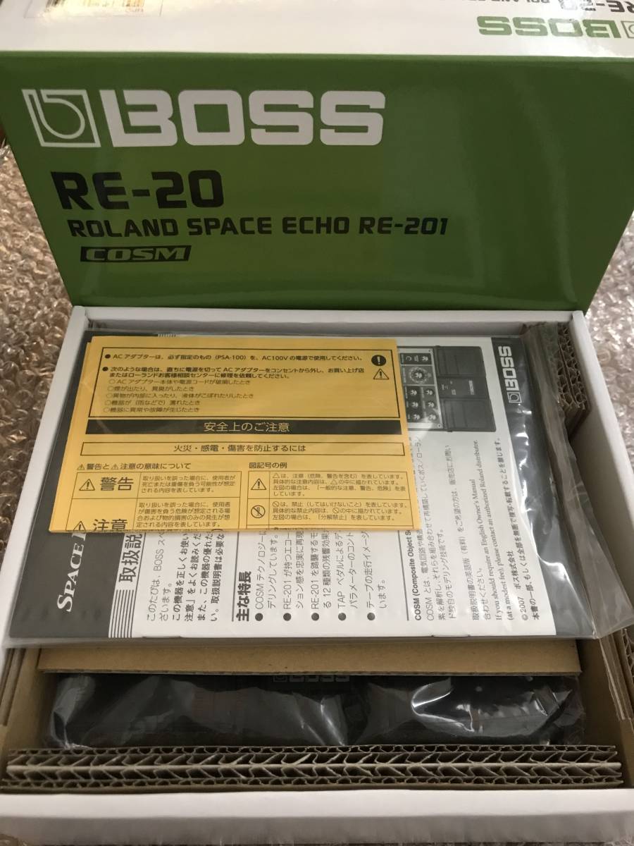  as good as new BOSS RE-20 Space Echo Space eko -ROLAND eko - Delay Reverb Boss Roland beautiful goods 