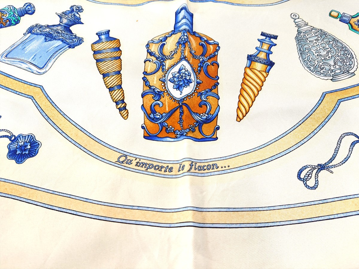 Yahoo!オークション - HERMES エルメス スカーフ カレ90 Qu Yahoo!オークション - HERMES エルメス スカーフ カレ90 Qu