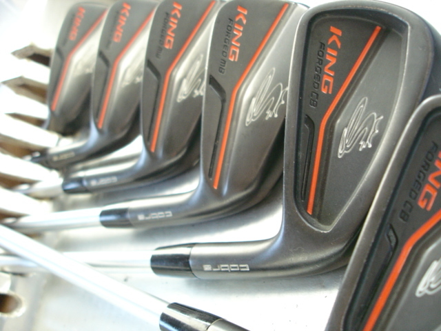 超希少・ブラック 黒 !!!◇◇ cobra KING FORGED BLACK MB & CB