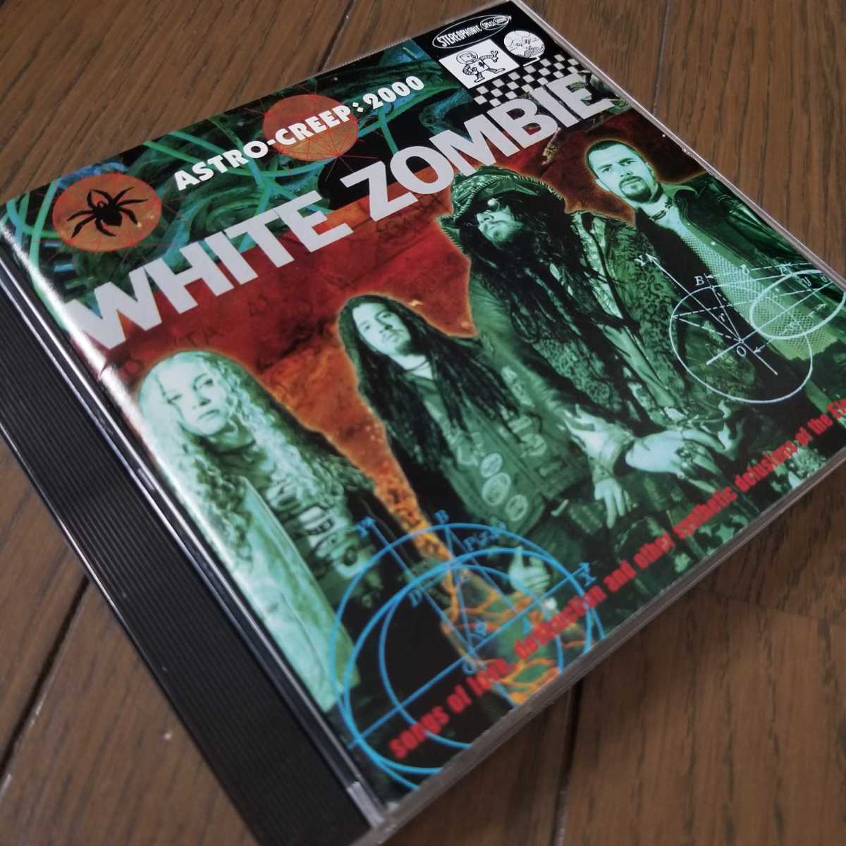 ★WHITE ZOMBIE「ASTRO-CREEP:2000」輸入盤アルバム ホワイト・ゾンビ CD 