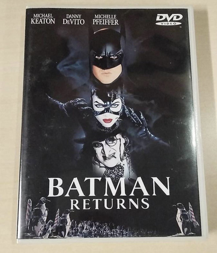 BATMAN RETURNS 　バットマンリターンズ　映画　中古DVD_画像1