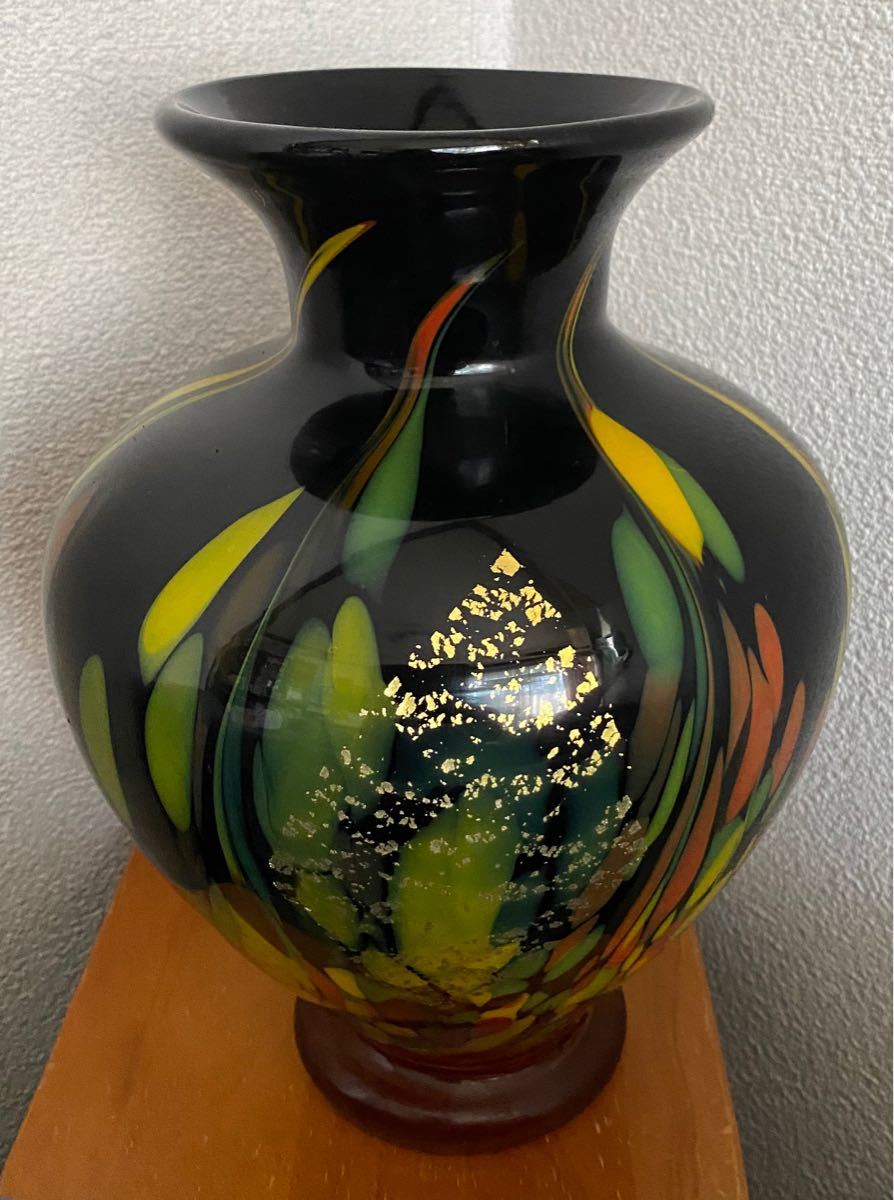 上越クリスタル硝子（株）　クリスタルガラス　壺　花瓶　黒