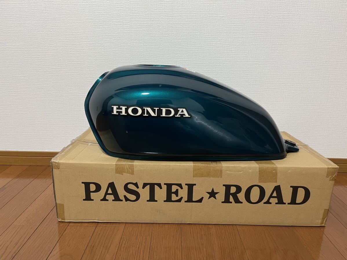 CB400four NC36 超希少! 極上品!! オリジナル塗装 純正 タンク 純正カラー ヨンフォア 現行 当時物 ヨシムラ モリワキ オーリンズ 旧車 パーツ | energis.com.au