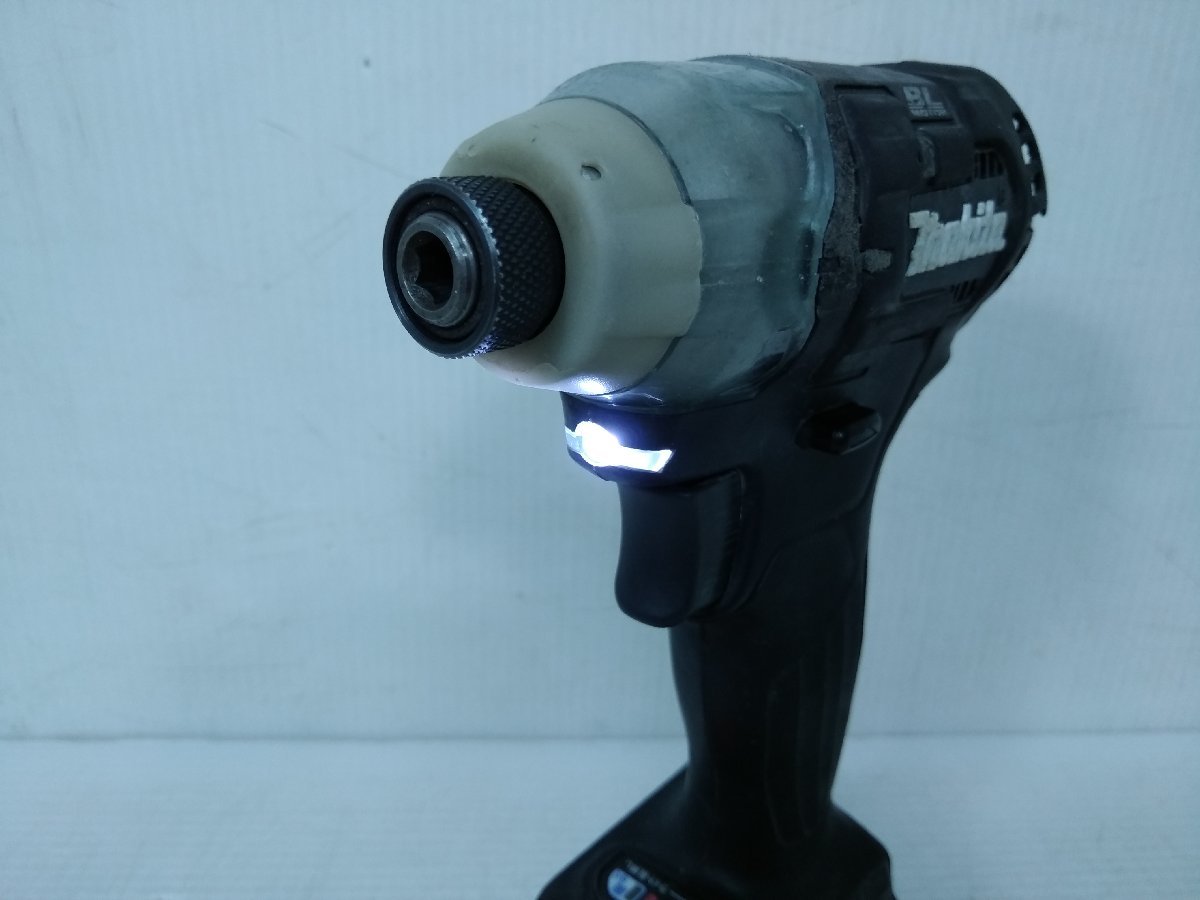 ●makita マキタ TD111DSMX 充電式 インパクトドライバ 10.8V 4.0Ah 電動工具 充電器付き【20314831】_画像3