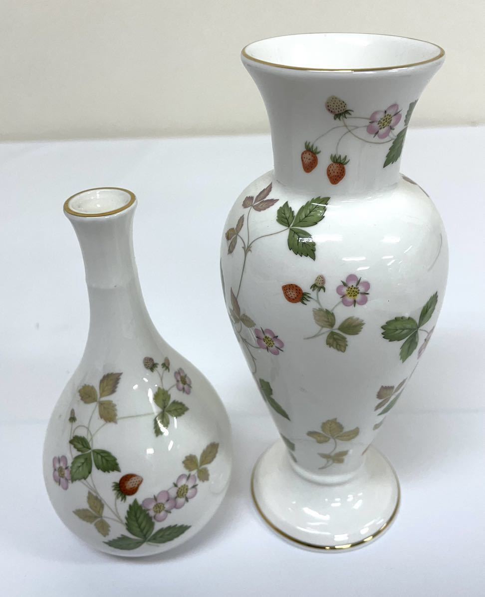Wedgwood Wild Strawberry ウエッジウッド ワイルドストロベリー 花瓶 花差し 一輪差し 2点セット 0428 ウェッジウッド 売買されたオークション情報 Yahooの商品情報をアーカイブ公開 オークファン Aucfan Com Wedgwood Wild Strawberry ウエッジウッド ワイルドストロベリー 花瓶 花差し 一輪差し 2点セット 0428 ウェッジウッド 売買されたオークション情報 Yahooの商品情報をアーカイブ公開 オークファン Aucfan Com