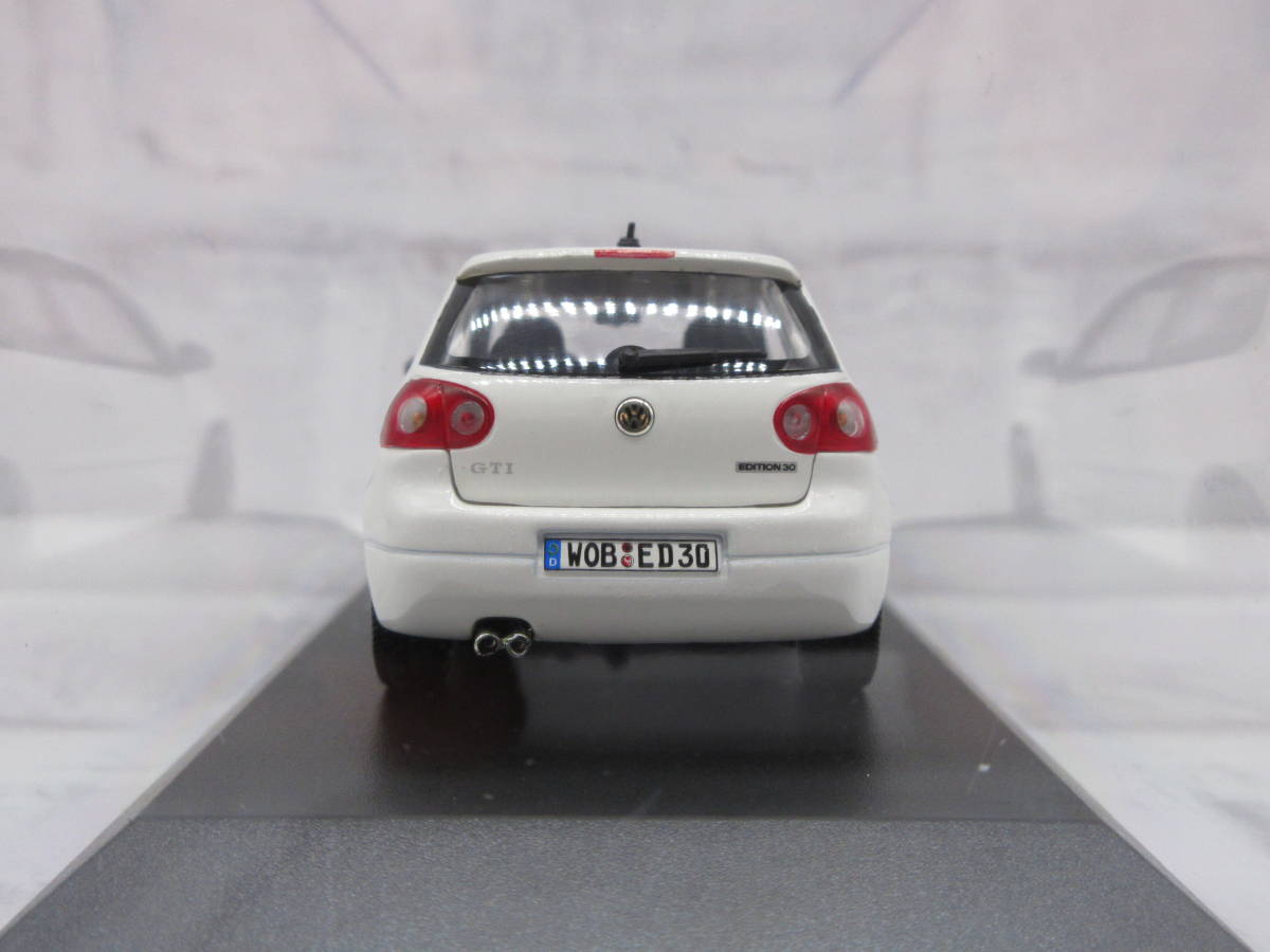 ミニカー 1/43 フォルクスワーゲン ゴルフⅤ ゴルフ５ GTI エディション30 GolfⅤ GTI Edition30 ホワイト 白 ディーラー正規品 モデルカー_画像4