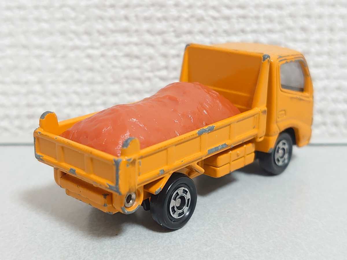 トミカ トヨタ ダイナ ダンプ 運搬トラックセットより単品 中古 オレンジ ダンプカー_画像6
