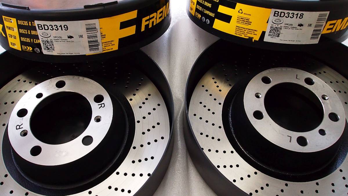 ポルシェ ブレーキディスク左右セット 997-352-405-02/406-02互換 リア用: 997 GT3系(07-08)、ターボ系(09-13)_画像5