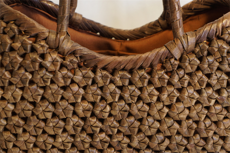山胡桃木 クルミ 六角花結び編み 山葡萄 籠 かご バッグ コンパクト 巾着 かごバッグ