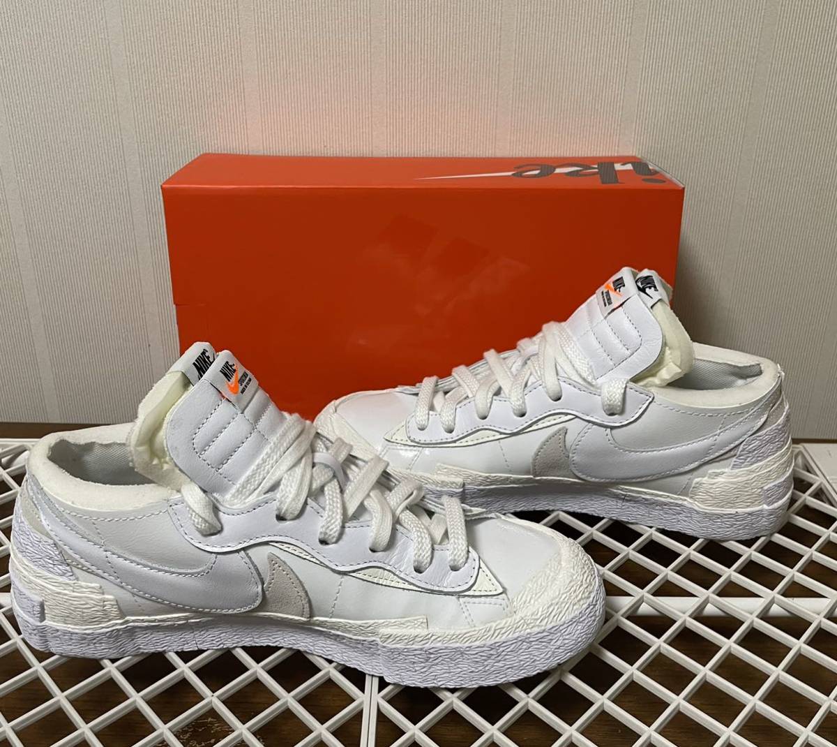 sacai × Nike Blazer Low White Patent Leather サカイ ナイキ ...