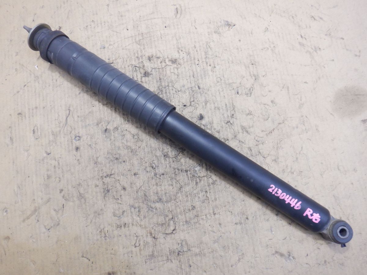 ★(213446)平成18年 メルセデスベンツ Bクラス CBA-245232 リアショックアブソーバー右