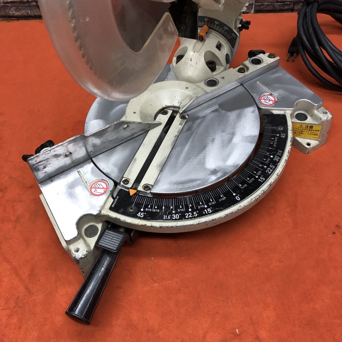 送料無料 makita/マキタ 【LS0831】 216mm卓上マルノコ 押切 お 送料無料 makita/マキタ 【LS0831】 216mm卓上マルノコ 押切 お