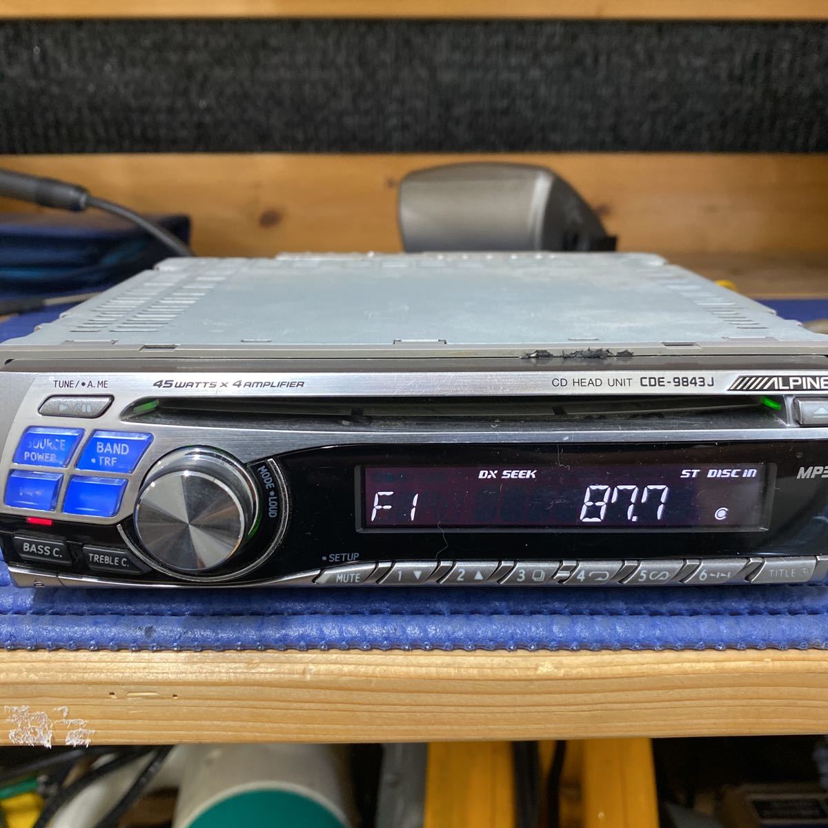 ALPINE CD HEAD UNIT CDE-9843J