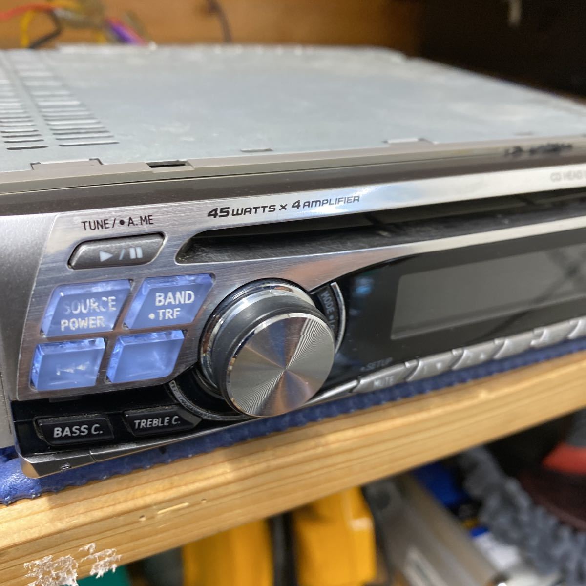 ALPINE CD HEAD UNIT CDE-9843J