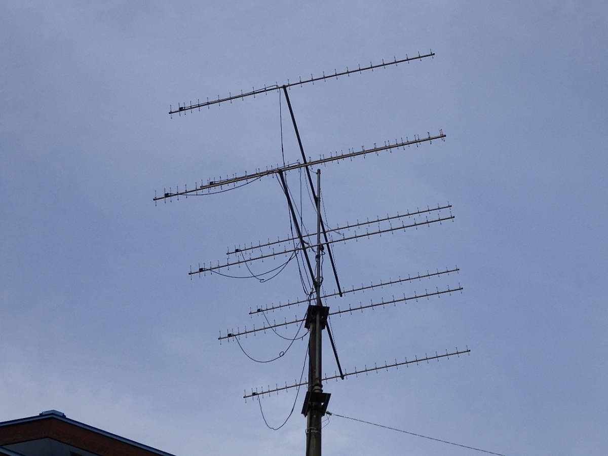 Yahoo!オークション - 25エレx4パラ2段 ナガラ 430MHz Yahoo!オークション - 25エレx4パラ2段 ナガラ 430MHz