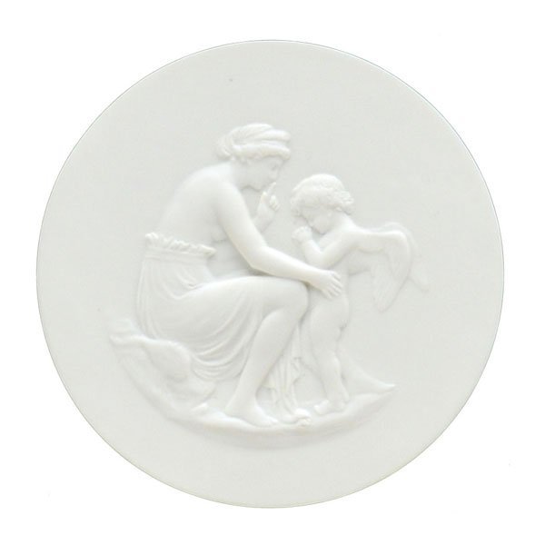最安値特価セーブル(Sevres) 壁飾り 愛へのレッスン・愛のレッスン 白磁 浅浮き彫りメダル 2002年復刻 店頭展示品 フランス製 新品 その他