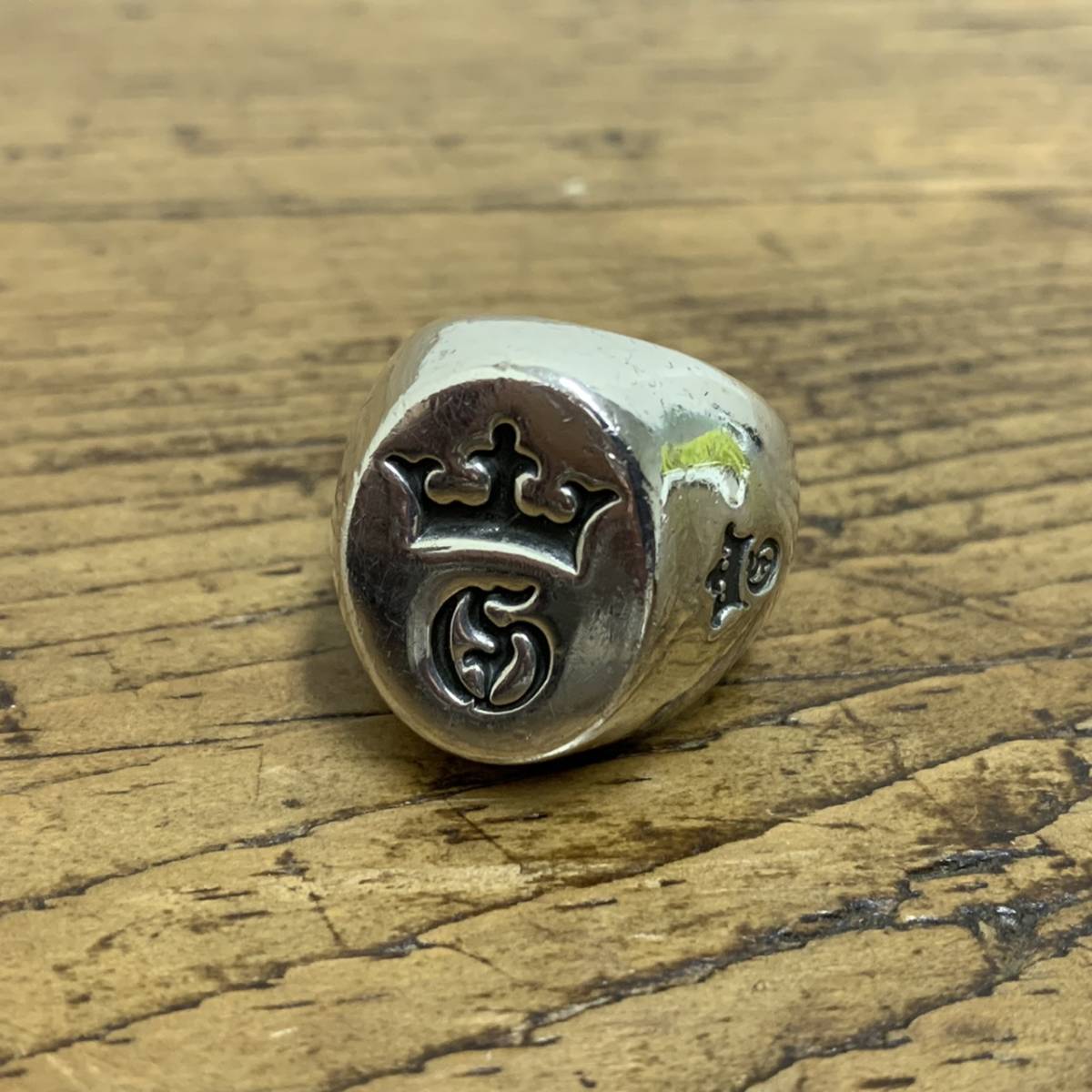 Gaboratory ガボラトリー ガボール G & Crown large signet ring