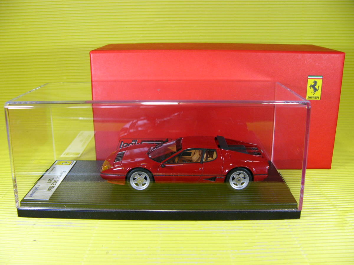 ルックスマート 1/43 フェラーリ 512 BBi 1981 赤 クリアケース ルックスマート 1/43 フェラーリ 512 BBi 1981 赤 クリアケース