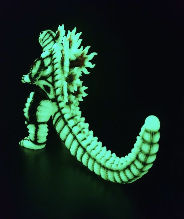 Shin D Super Glow Burning Bones 赤目天使ゴジラ www