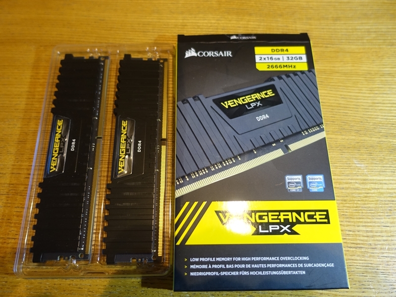 Exynos CORSAIR DDR4 16GB×2枚 LPX VENGEANCE メモリ PCパーツ