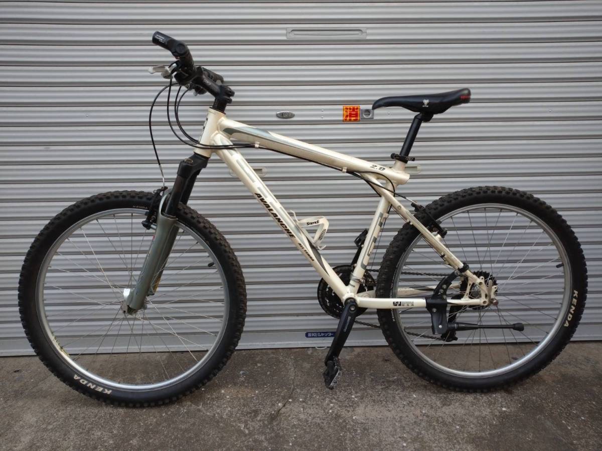 Yahoo!オークション - マウンテンバイク MTB GT AVALANCHE Yahoo!オークション - マウンテンバイク MTB GT AVALANCHE