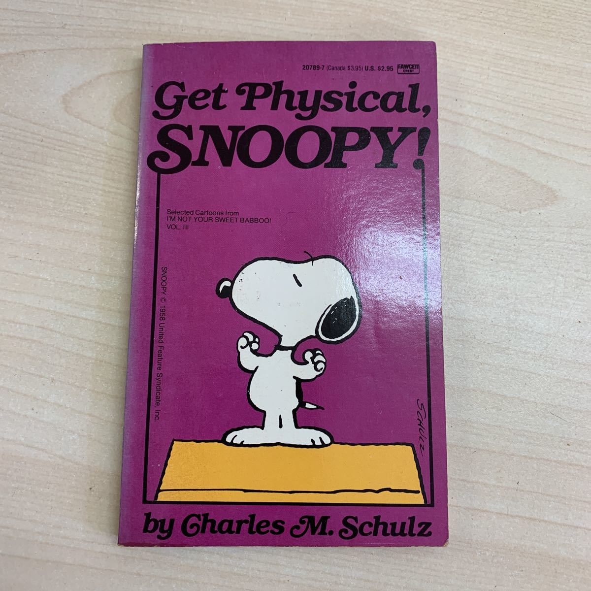 【長期保管品】Get Physical, SNOOPY! 1983年発行スヌーピー 洋書 PEANUTS 当時物_画像1